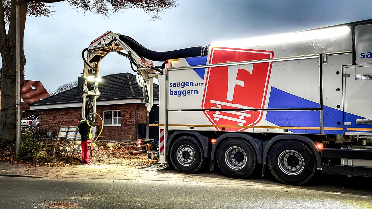 MTS Saugbagger im Einsatz bei unserem Kunden Flenker Bau